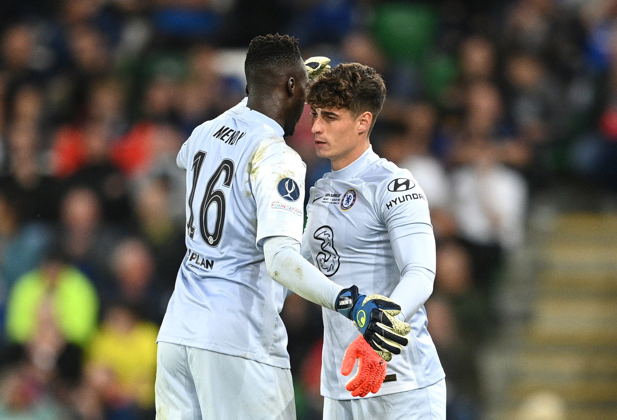 chelsea-dinh-doat-xem-co-can-nguoi-thay-the-edouard-mendy-va-kepa